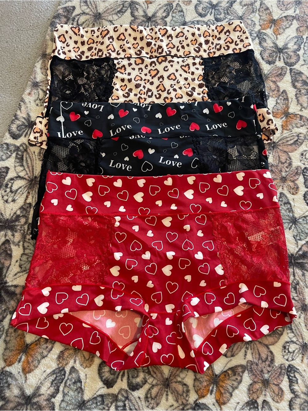 Set of 3 Women’s Lace-Trim Heart Print Boyshort panties